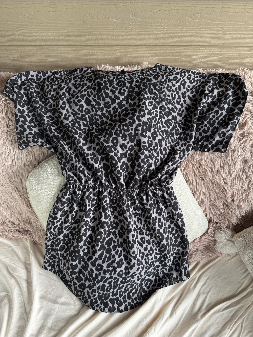 5/48 Black and Gray Leopard Swim Coverup